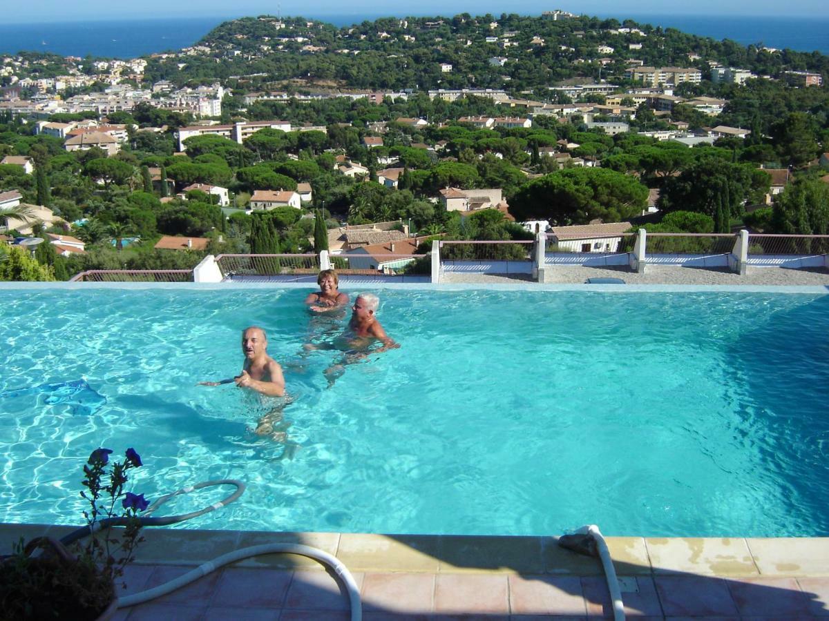 La Bastide Fleurie Apartman Cavalaire-sur-Mer Kültér fotó